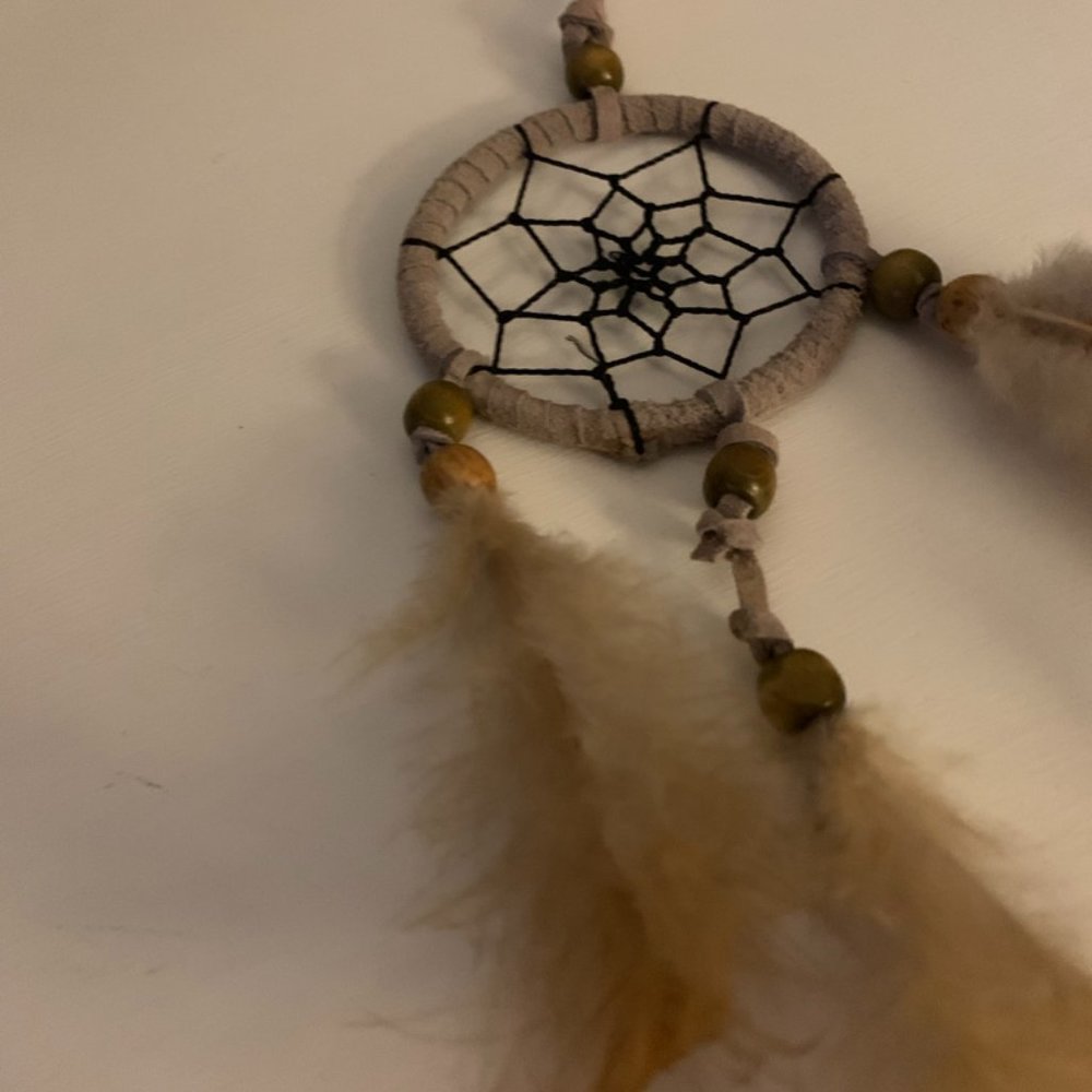 Mini Dreamcatcher 🪶 - Picture 3 of 4